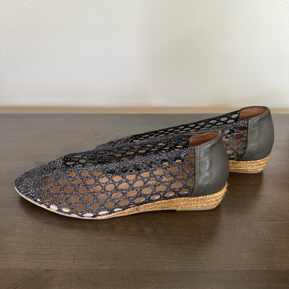 Eric Michael Woven Leather Espadrille Wedges Gray Size 38 (7.5-8)